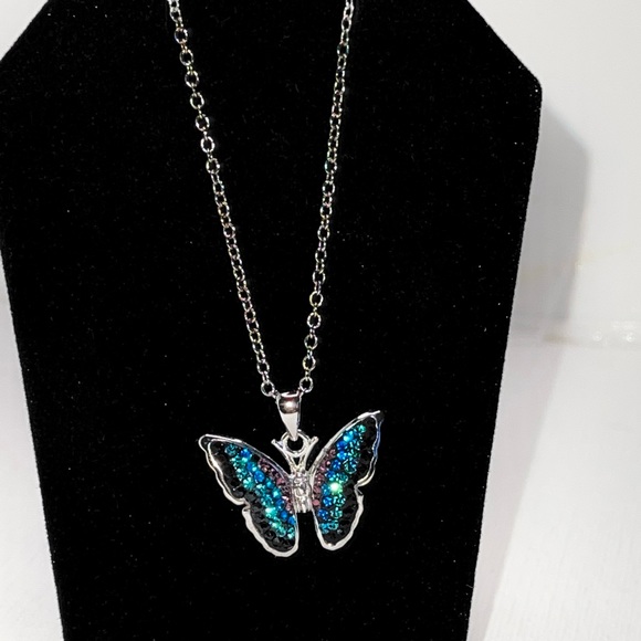 Crystal Butterfly Pendant Necklace - Picture 4 of 11